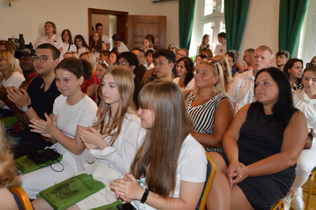 Goście ceremonii pożegnalnej 